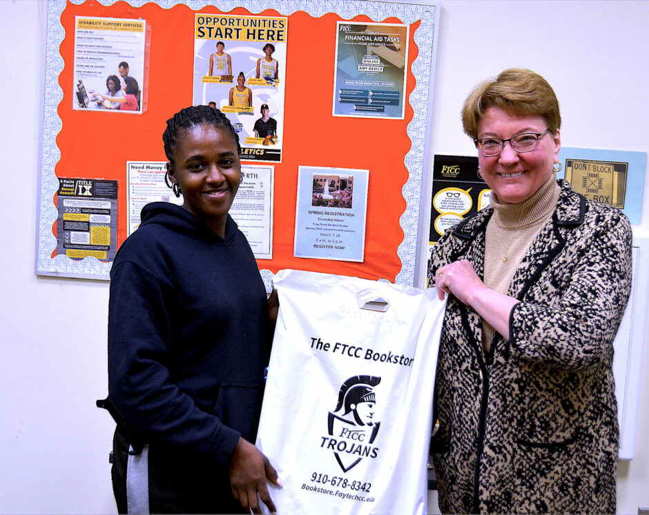 Students win tablets, laptop for completing FAFSA - Fayetteville ...