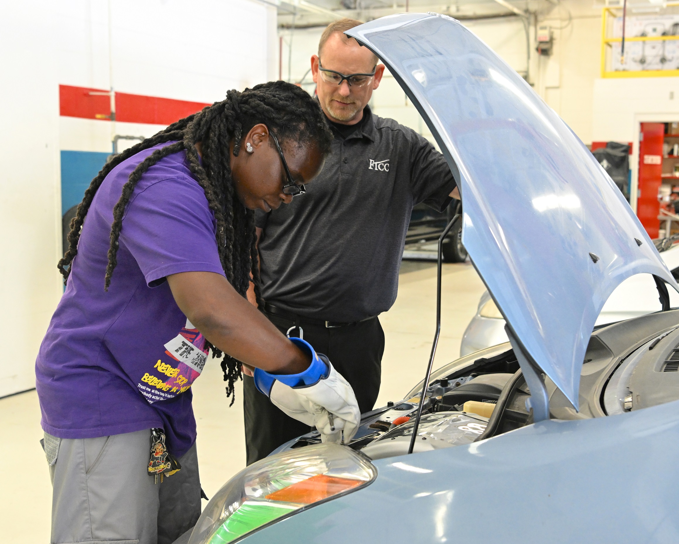 FTCC adds electric vehicle class to automotive program - Fayetteville ...