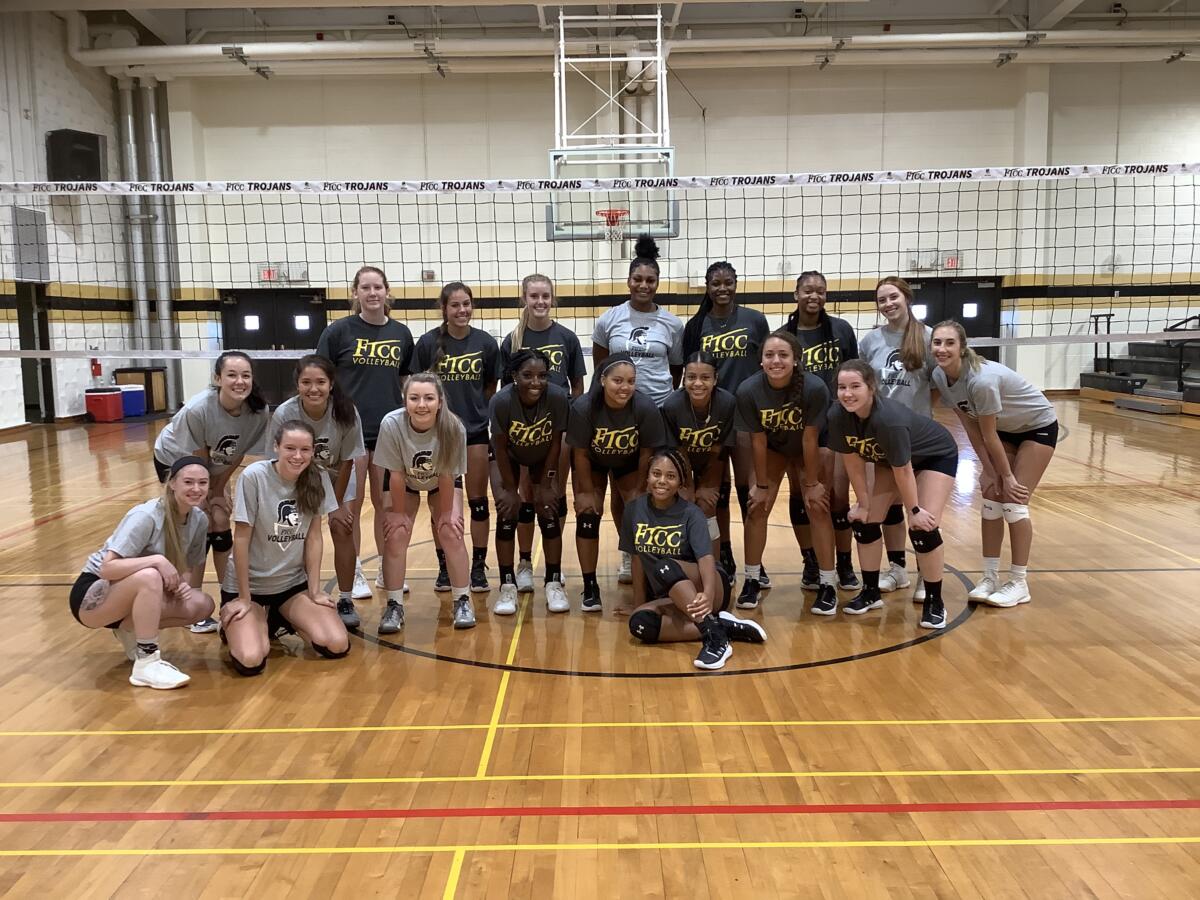 Fall 2021 Volleyball Alumni Game